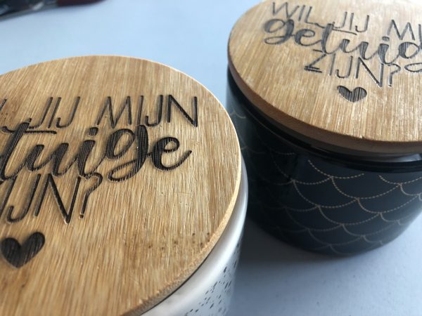 Porseleinen Koekjespot met Bamboedeksel (incl. circa 300gr koekjes naar keuze)